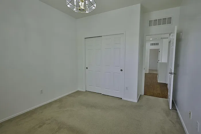 54 W Camino Cuesta Abajo — Photo 23
