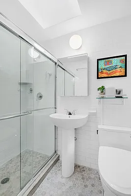 Rented by Cooper & Cooper Real Estate | media 5