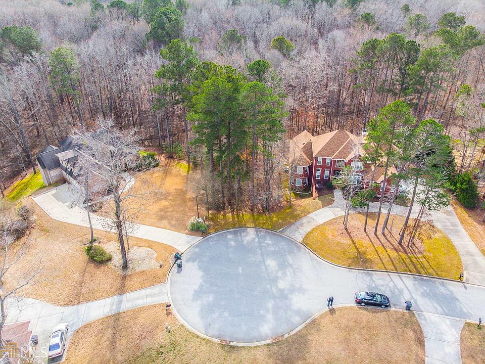 1st image of 340 Phillips Dr