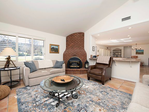 4th image of 15651 Indian Head Ct