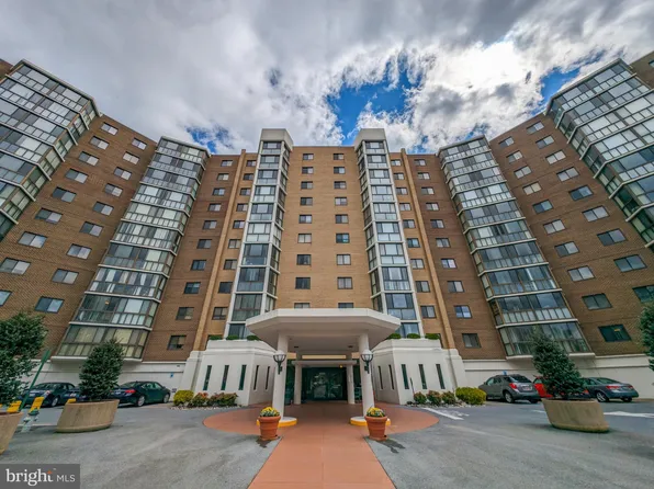 15100 Interlachen Dr #4-608, Silver Spring, MD 20906