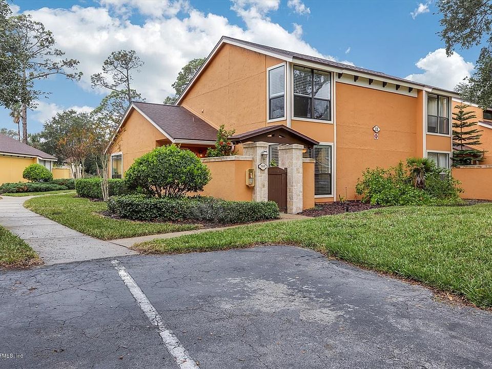 1st image of 757 Driftwood Cir
