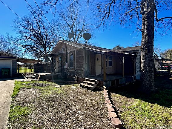 2nd image of 802 BERNARD DR
