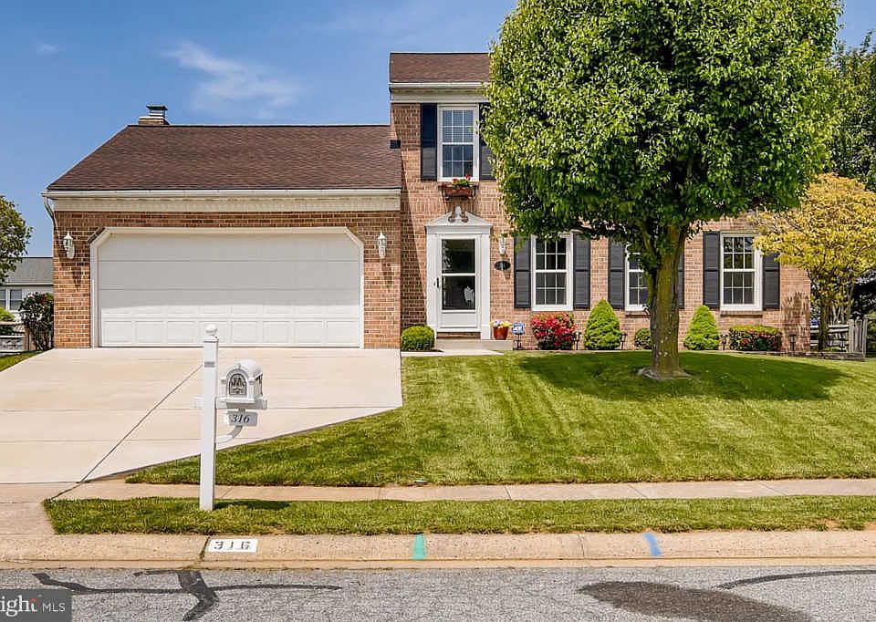 1st image of 316 Hunter Chase Ct