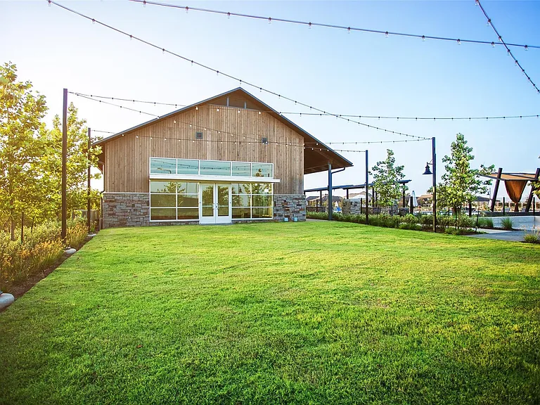 2914 Sunrise Field Ln — Photo 17