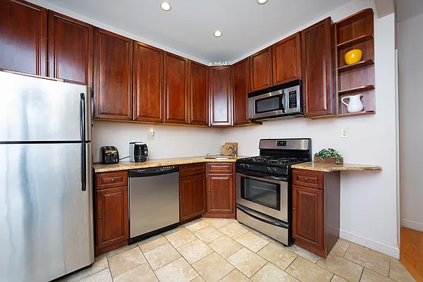 Sold by Corcoran | media 13