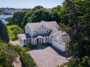 46 Mumford Cove Rd, Groton, CT 06340