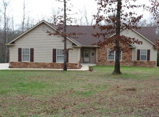 Victoria Cir, Jamestown, TN 38556