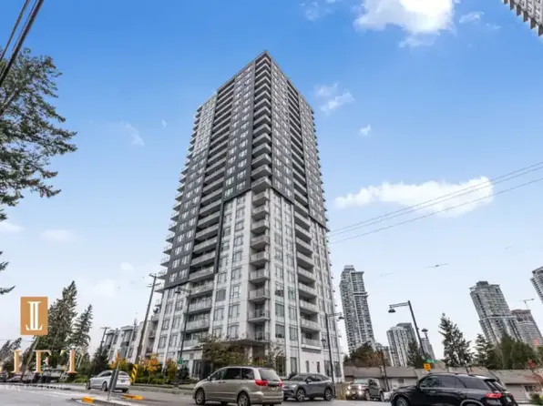 13359 Old Yale Rd #2102, Surrey, BC V3T 0S4