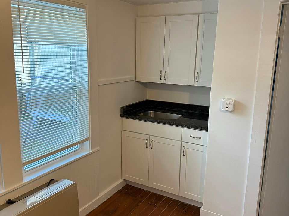Kitchen cabinet section #2 sink area