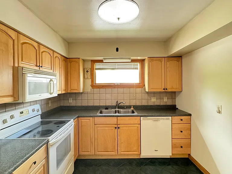 510 Station St #1 — Photo 2