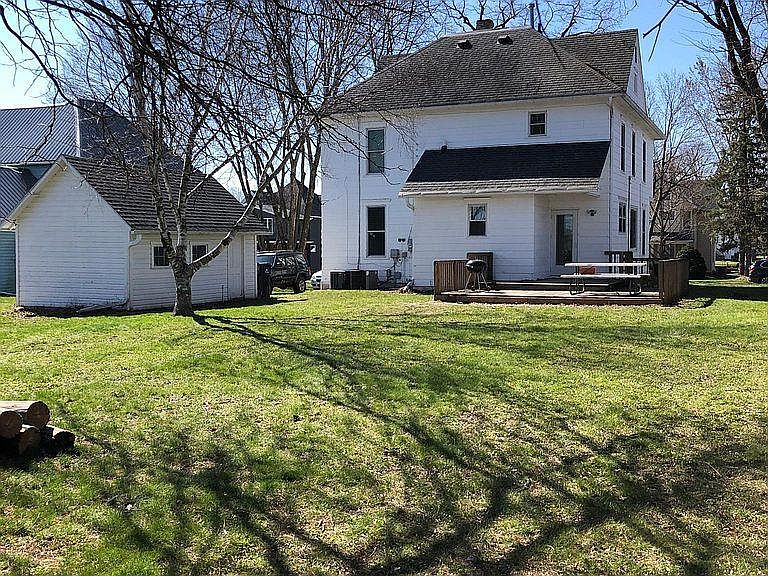2nd image of 305 W Main St
