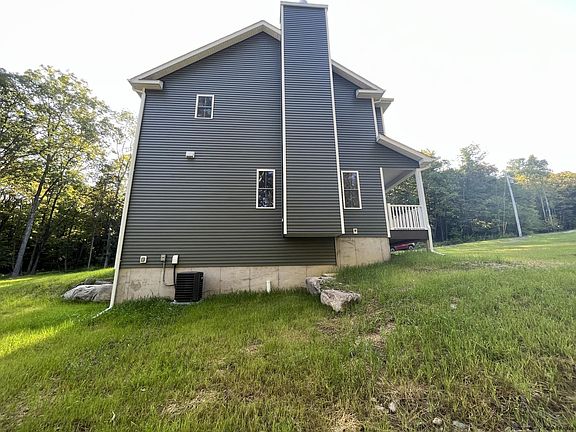 4th image of 44 Haven Lane