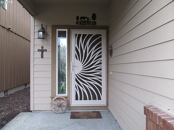 2nd image of 3483 SE Pinewood Ave