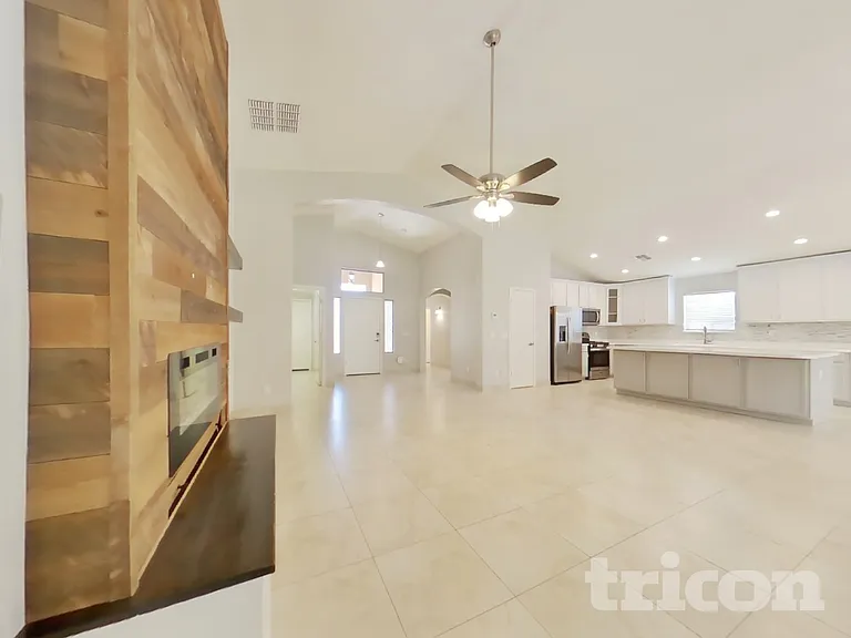 17775 W Eugene Ter — Photo 3