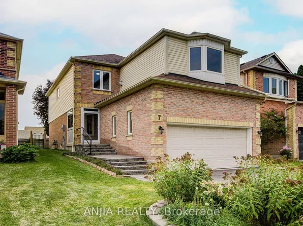 7 Allayden Dr, Whitby, ON L1P 1L5