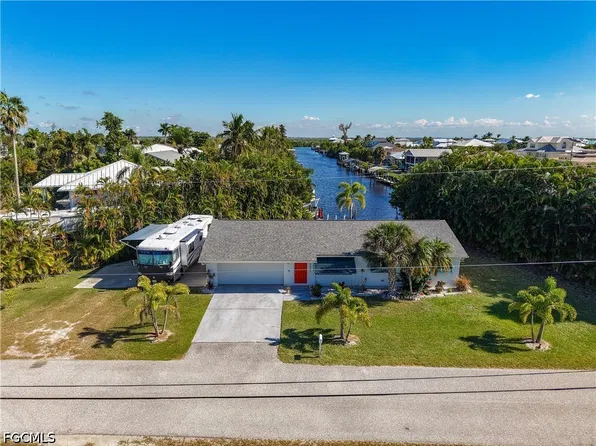 5442 Martin Cv, Bokeelia, FL 33922