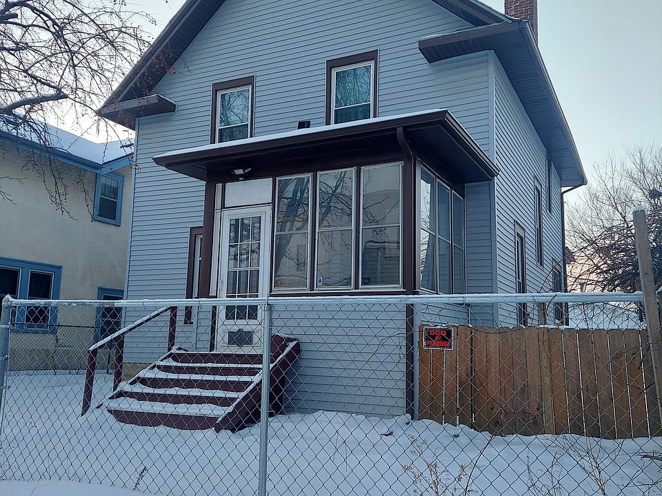 1st image of 3215 Oliver Ave N