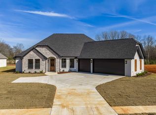 352 Heritage Way, Bullard, TX 75757