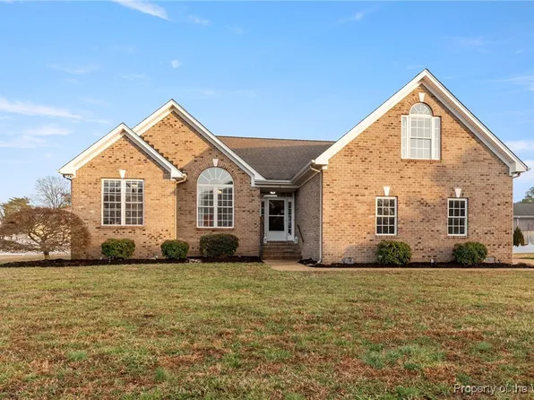 3 Quail Cv, Poquoson, VA 23662