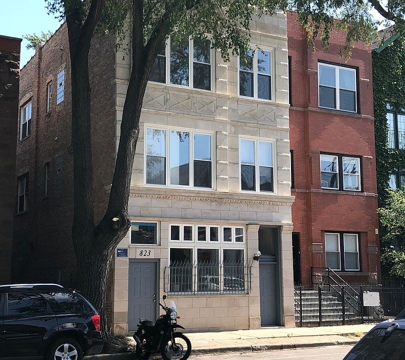 1st image of 823 N Damen Ave APT 2F