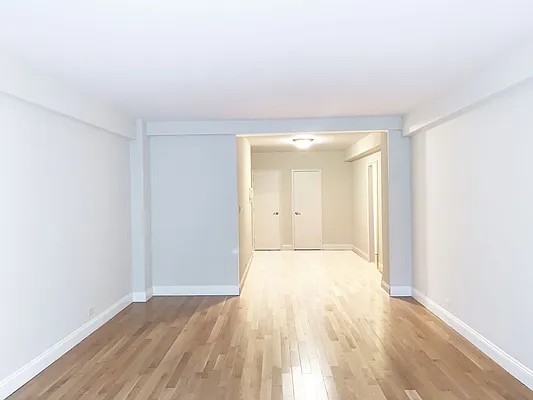 Rented by Stonehenge NYC LLC | media 5