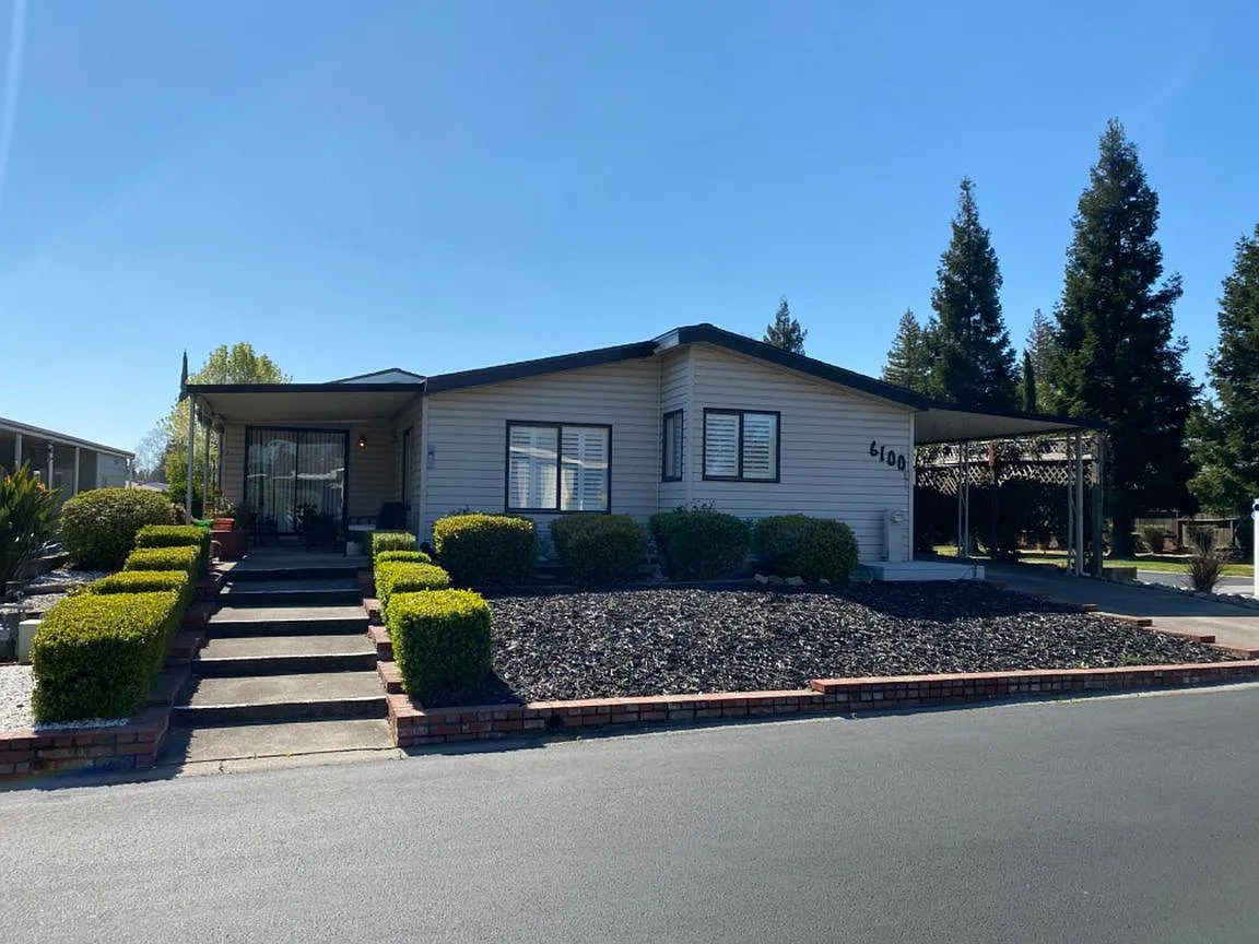 6100 Meiggs Ct photo 1