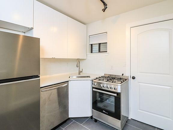 2nd image of 755 Saint Charles Ave NE APT 02