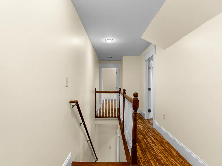 35 Payne St #2 — Photo 9