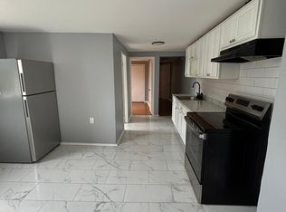 77 Hazel St APT 3R, New Haven, CT 06511