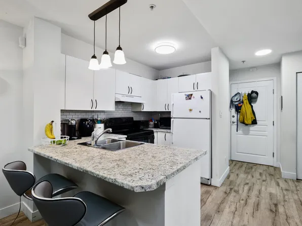 3278 Heather St #20, Vancouver, BC V5Z 4R9