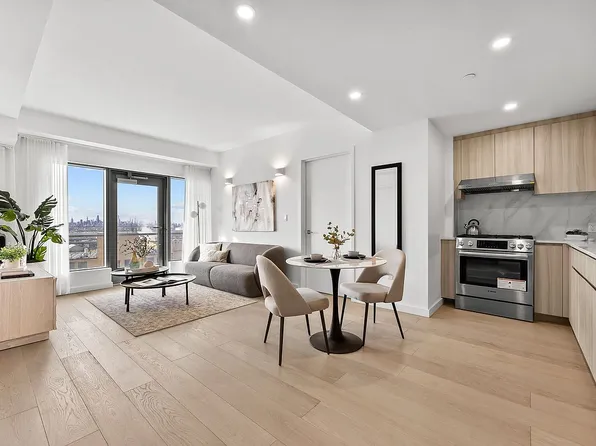 33-71 Prince St #11H, Flushing, NY 11354