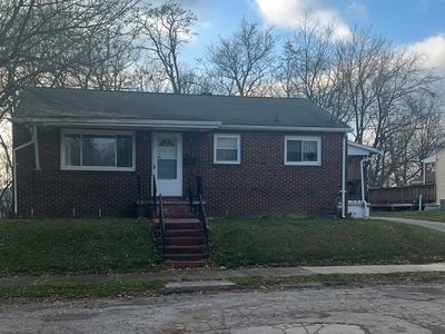 1112 Summit St, New Castle, PA, 16101