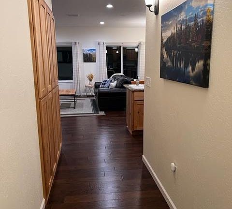 2nd image of 1621 Kellenbeck Ave