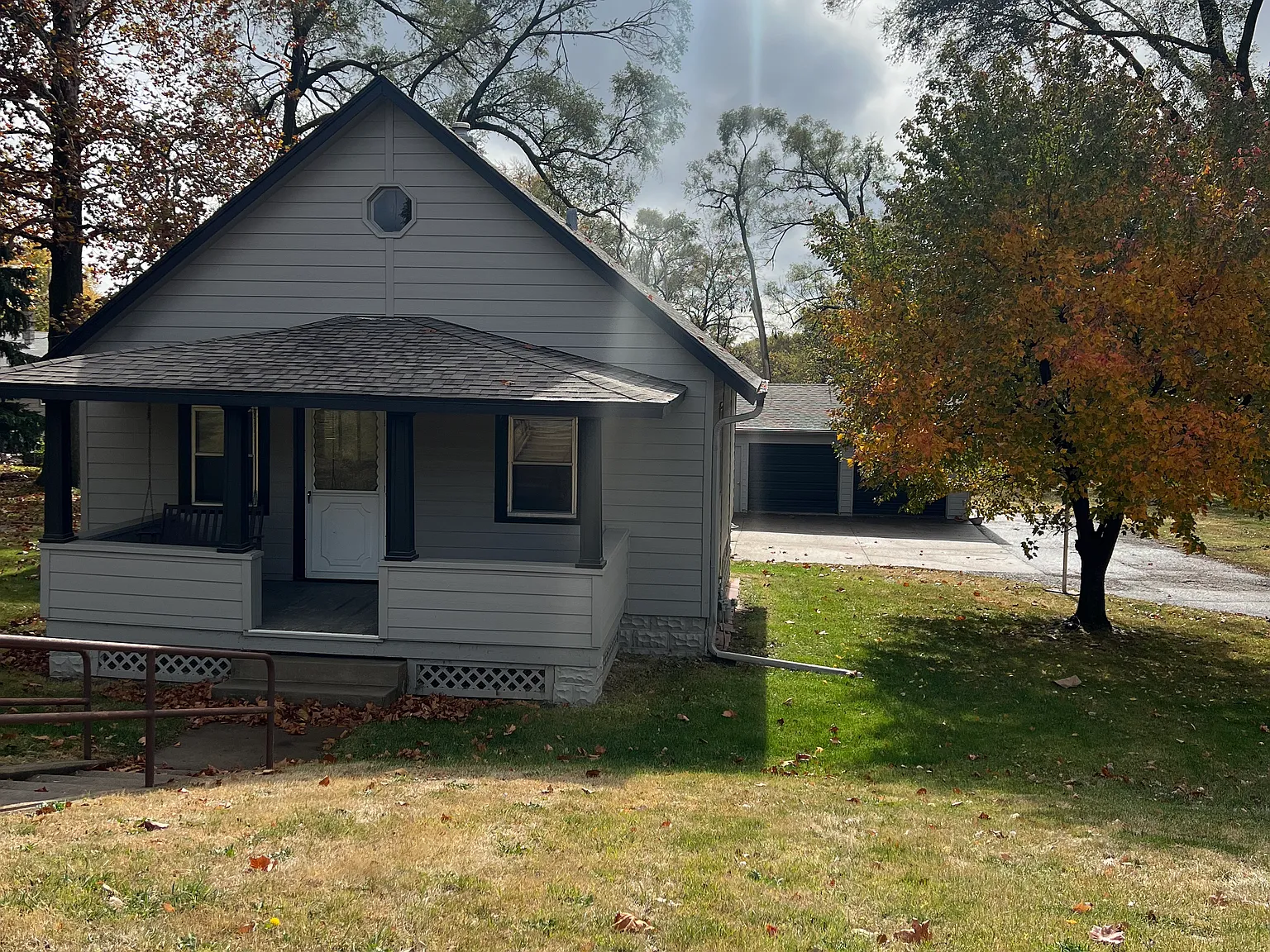 7907 Maple Street — Photo 1