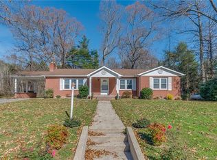 143 S Mills Gap Rd, Hendersonville, NC 28792