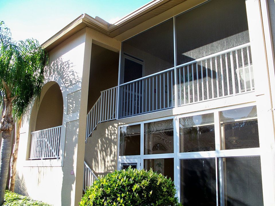 2 Bd + Den Golf Condo