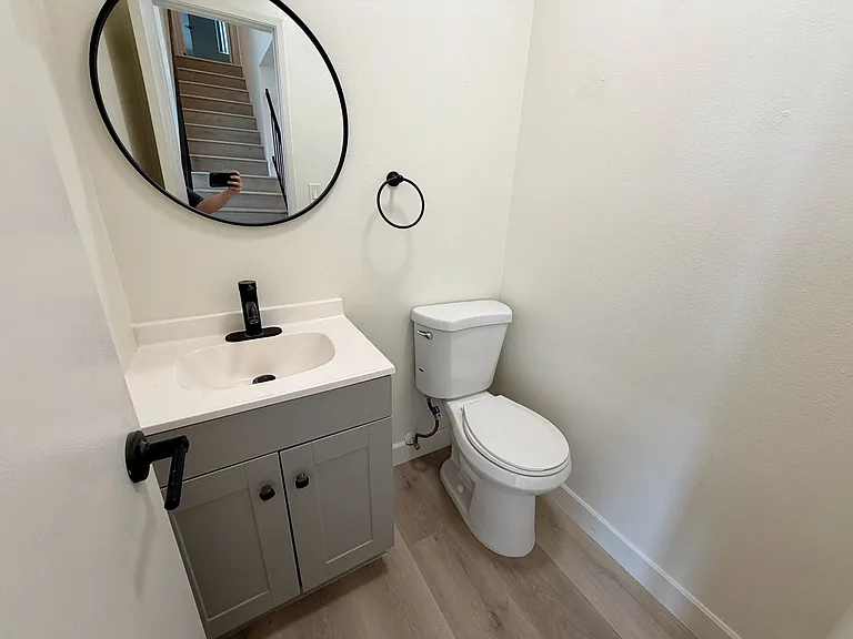 1715 Firvale Ave — Photo 5