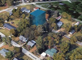 195 Dailey Ct, Cowpens, SC 29330