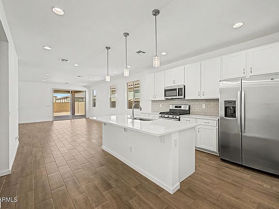 5th image of 40070 W ANNE Lane