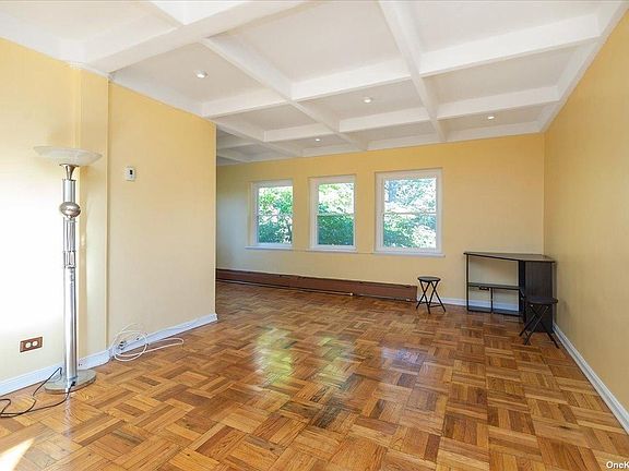2nd image of 15047 Grand Central Pkwy #108E
