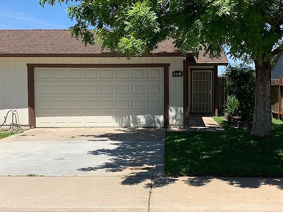 875 Delane Dr.