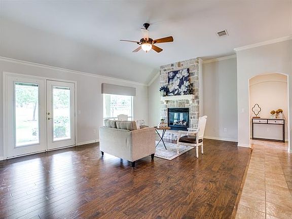 3rd image of 10813 Flagstone Ct