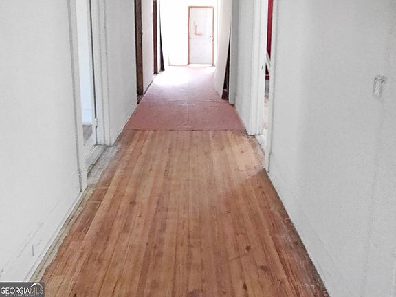 4th image of 406 N Monroe St