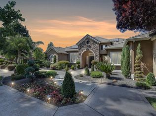 10127 Clover Ranch Dr, Sacramento, CA 95829