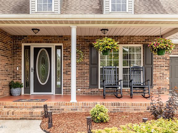 5th image of 2834 Country Meadows Ln