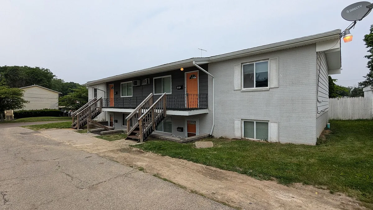 Building Photo - 509-515 Zahn Dr