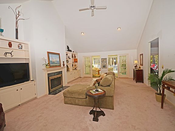 5th image of 9587 Gulleys Cove Ln