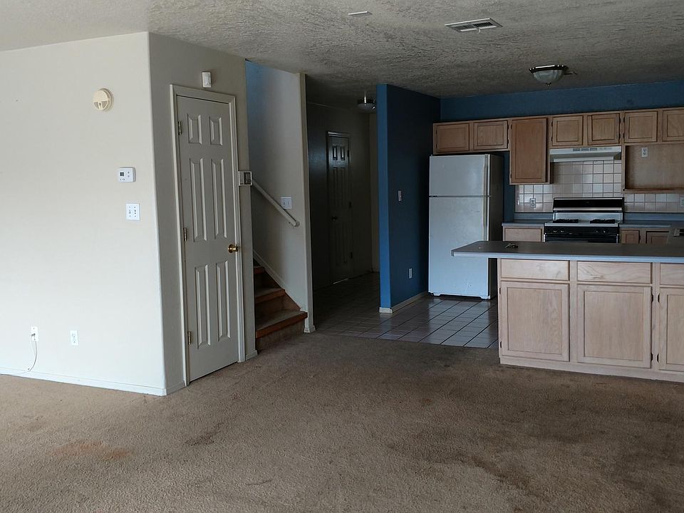 Open floor plan living, dining and kitchen. Half bath 1st fl