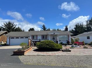 1805 NW Oceanview Dr, Waldport, OR